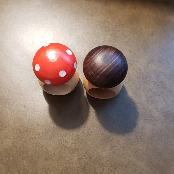 NWT Handmade Wooden Mushroom Nutcrackers Made in Europe Red Polka Nut Cracker - Picture 6 of 16